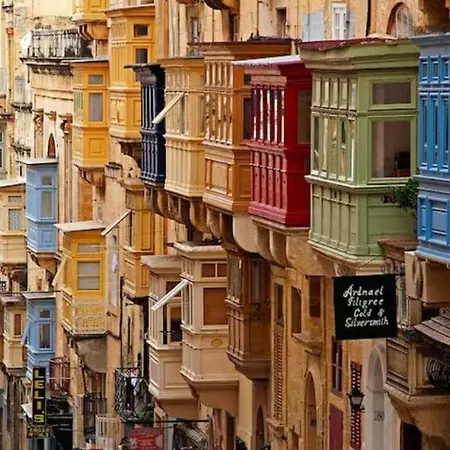 Daire Below Vlt By Malta Loft Company Valletta